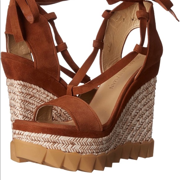 Super comfy and stylish wedges!